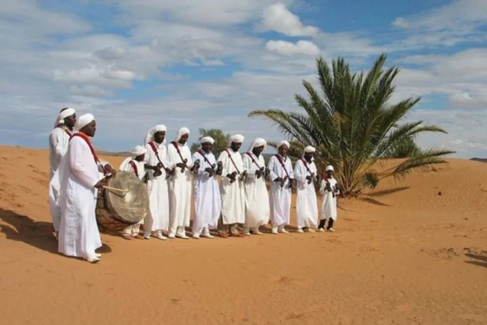 Experiencia de Grupo Gnaoua en Merzouga – 3 Horas junto a la Hoguera