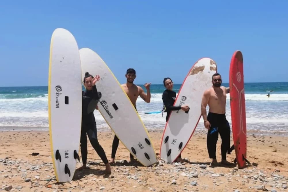 Taghazout Surfkurs (2 Stunden) + Ausrüstung