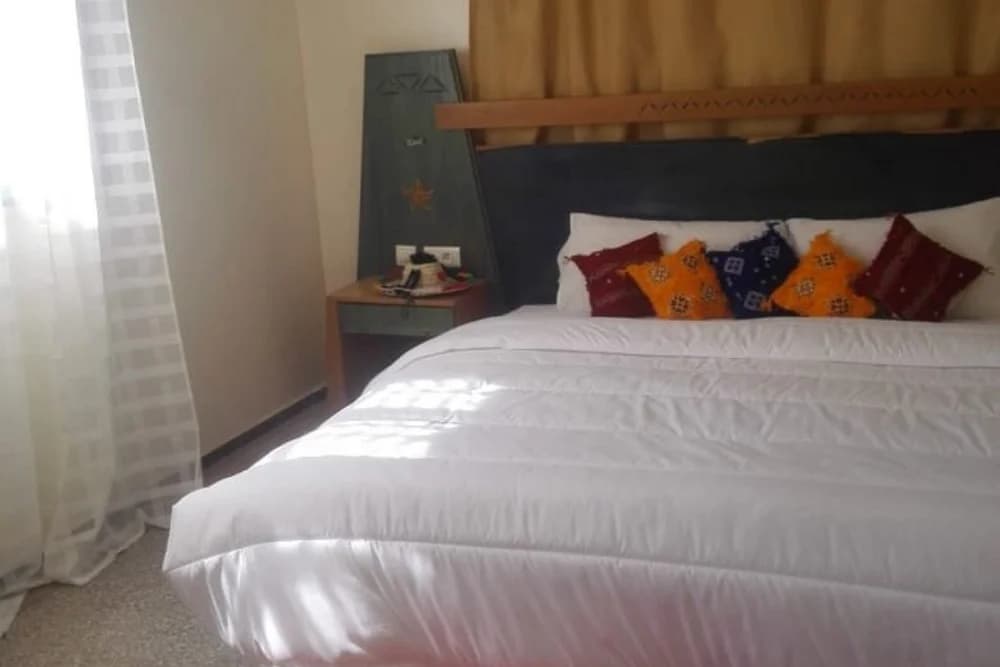 Taghazout 1-Wochen Yoga Retreat – 6 Yoga-Einheiten + 1 Surftag + Vollpension + Unterkunft - 4